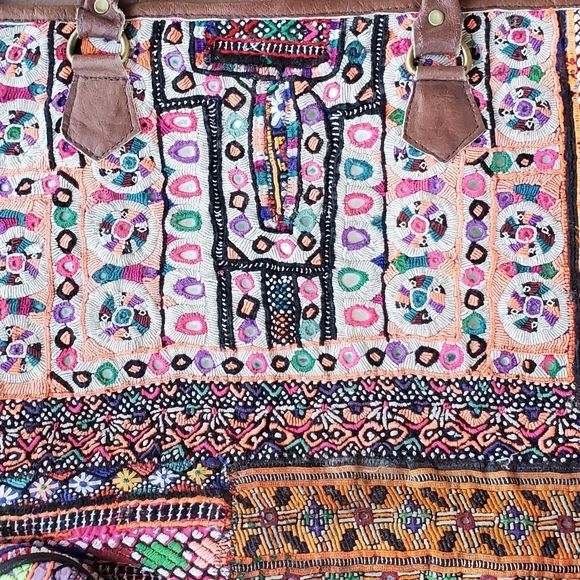 Artisan Banjara zari Boho  Embroidered bag Handmade Patchwork Repurposed - Picture 4 of 16